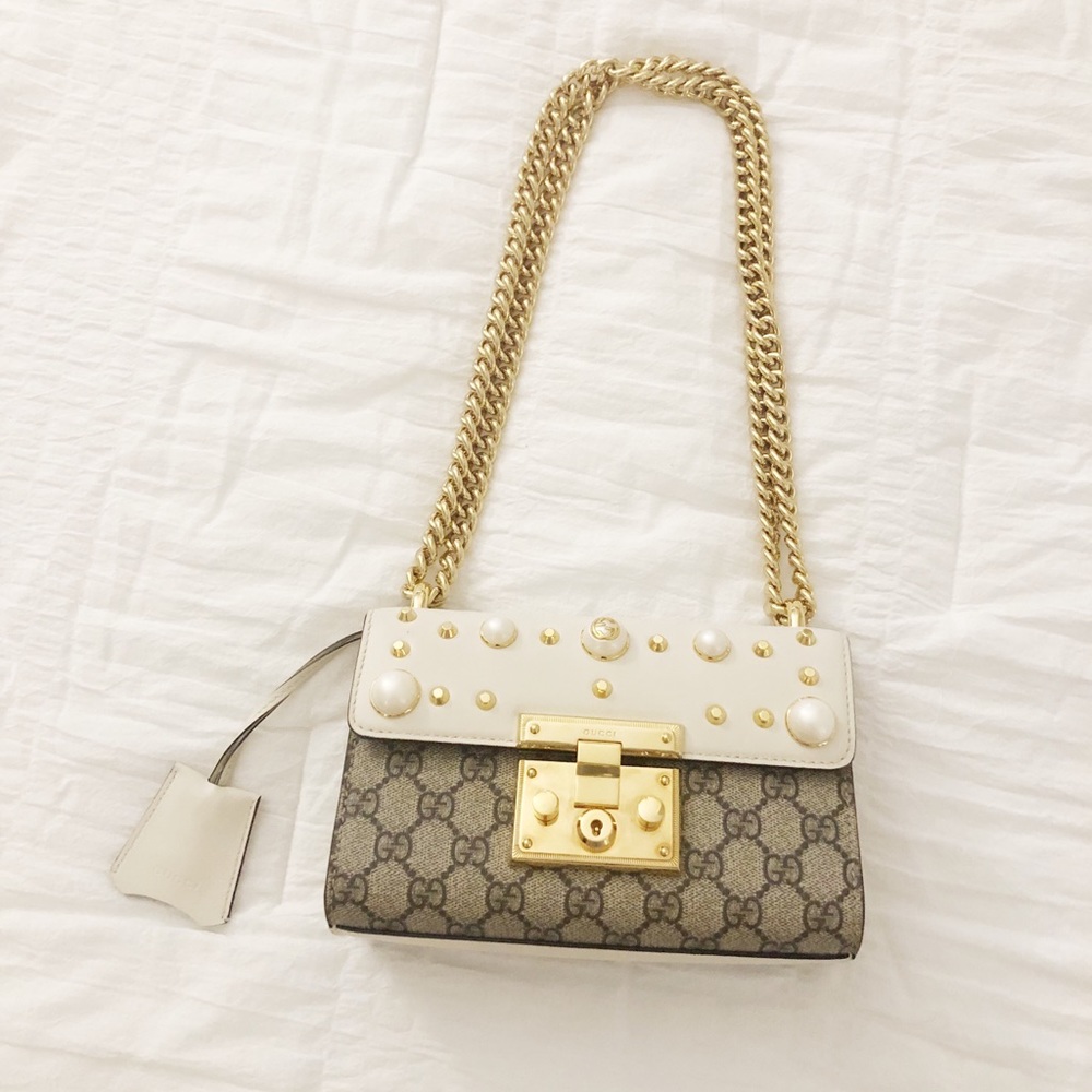GUCCI Padlock Small GG Supreme Pearl Bag